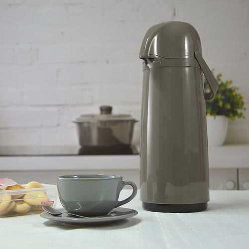 Garrafa-Termica-Plastico-Expressar-Cinza-1L-Termic-Sanremo-Ambientada Garrafa-Termica-Plastico-Expressar-Cinza-1L-Termic-Sanremo-Ambientada