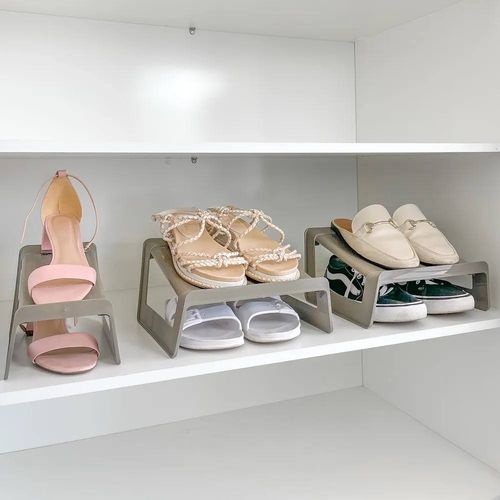 Organizador-para-Calcados-Plastico-para-4-Pares-Castor-My-Closet-Ordene-Leve-Mais-Pague-Menos-Ambientada-3