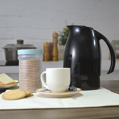 Bule-Termico-Plastico-Cuidar-Preto-700ml-Termic-Sanremo-Ambientada